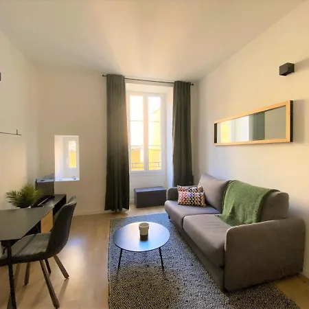 Apartment Studio Hypercentre 103 *