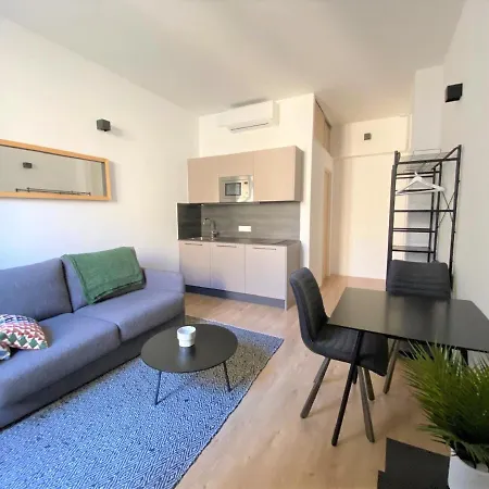 Apartment Studio Hypercentre 103 *